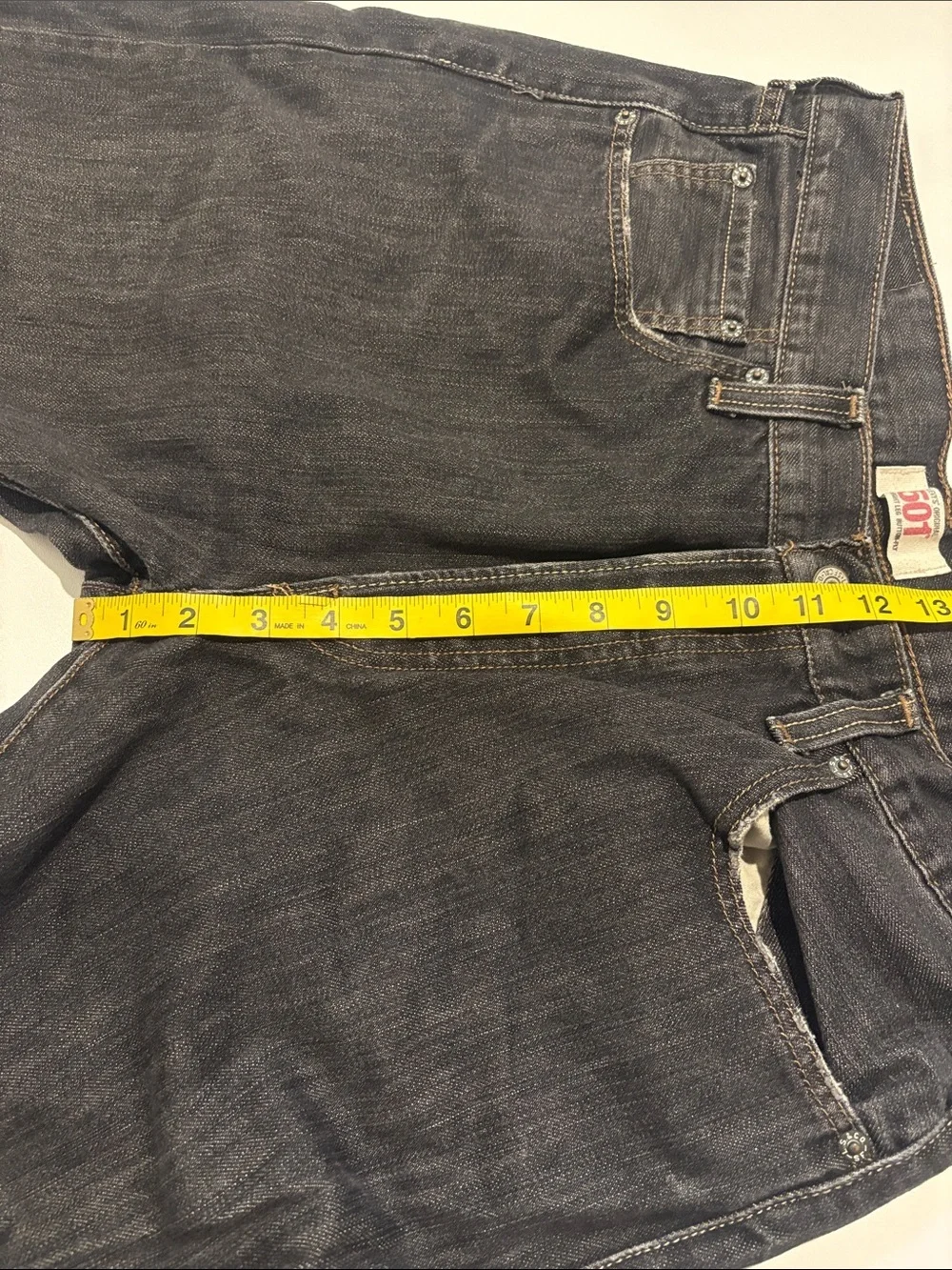 Levi's 501 Men's Straight Leg Botton-Fly